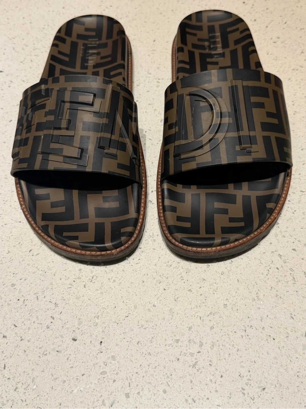 $810 Men's Fendi Brown and Black Zucca print Slide Sandals